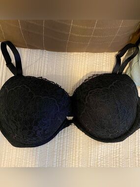 Victoria's Secret Black Lace Dream Angels Push Up Bra